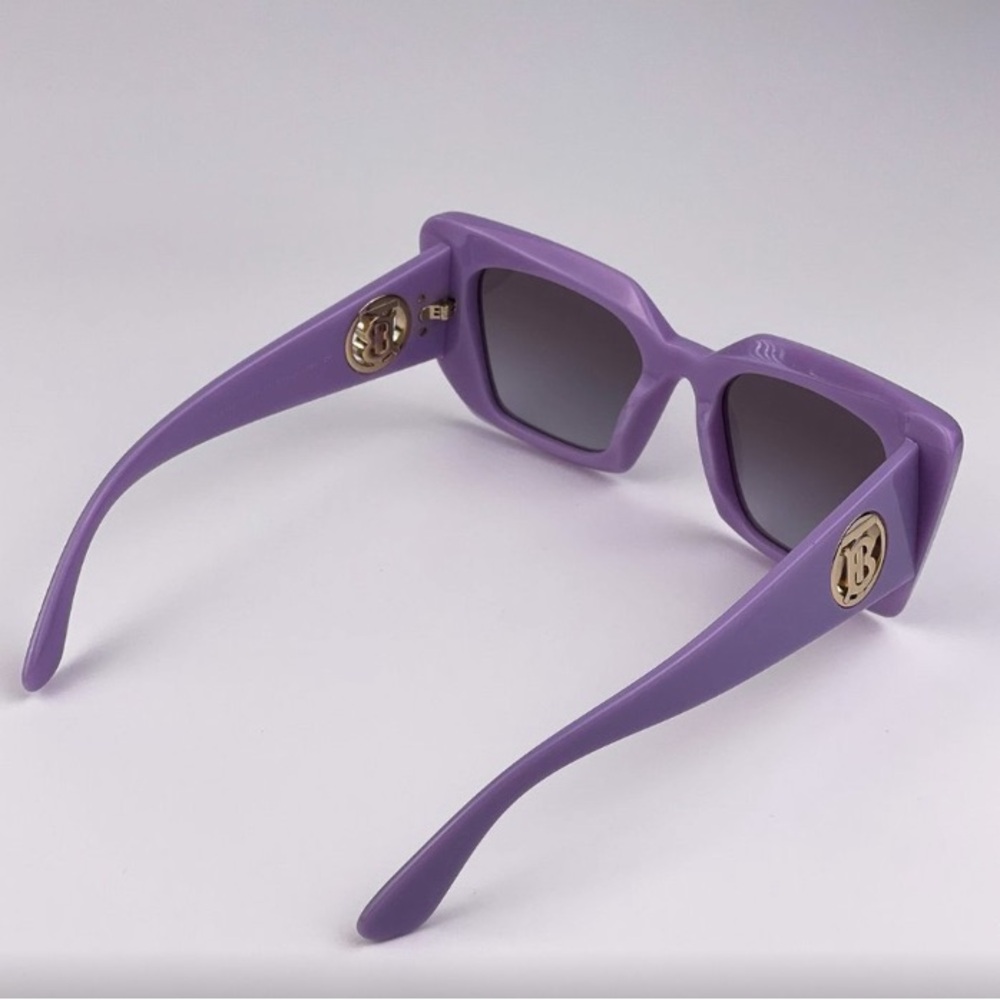 BRAND NEW BURBERRY Daisy BE4344 394111 Lilac Women Sunglasses - Picture 10 of 11